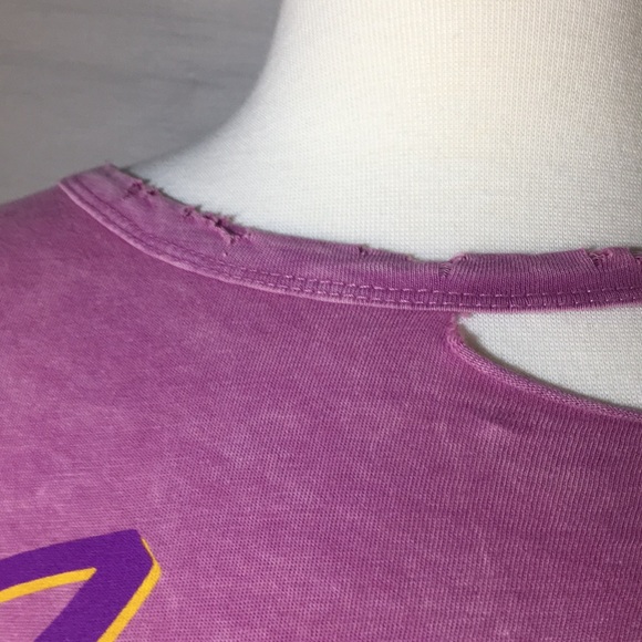 3/$15 Prince Purple Rain When Doves Fly Torn Tee - Picture 5 of 7